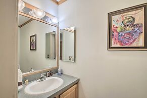 Cozy Easton Getaway w/ Hot Tub, Gas Grill!