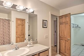 Cozy Easton Getaway w/ Hot Tub, Gas Grill!