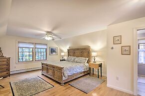 Cozy Easton Getaway w/ Hot Tub, Gas Grill!