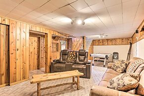 Dog-friendly SD Retreat ~ 4 Mi to Deadwood!