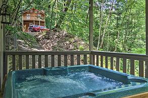 Rustic Gatlinburg Chalet w/ Hot Tub: 2 Mi to Town