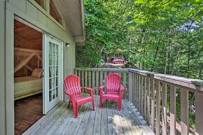 Rustic Gatlinburg Chalet w/ Hot Tub: 2 Mi to Town