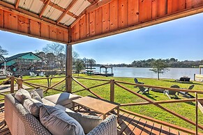 Cozy, New-build Cabin: Steps to Lake Conroe!