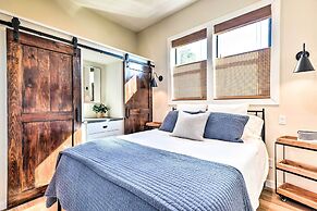 Cozy, New-build Cabin: Steps to Lake Conroe!