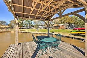 Cozy, New-build Cabin: Steps to Lake Conroe!