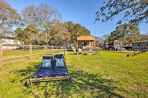 Cozy, New-build Cabin: Steps to Lake Conroe!