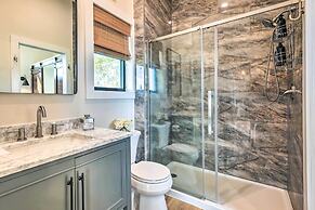 Cozy, New-build Cabin: Steps to Lake Conroe!