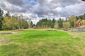 5-acre Getaway w/ Mtn View ~ 14 Mi to Eugene!