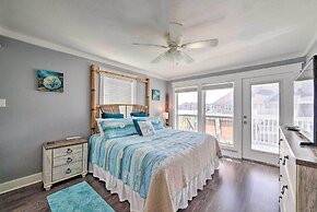 Ocean-view Condo w/ Pool Access in Port Aransas!