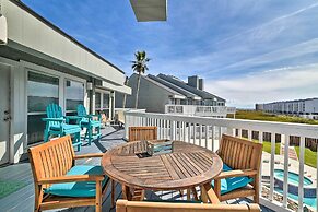 Ocean-view Condo w/ Pool Access in Port Aransas!