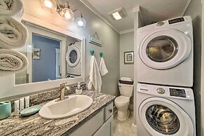 Ocean-view Condo w/ Pool Access in Port Aransas!