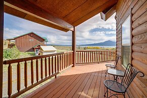 Custom Log Cabin w/ Views - 20 Mi. to Yellowstone!