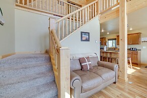 Custom Log Cabin w/ Views - 20 Mi. to Yellowstone!