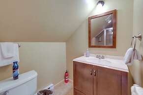 Custom Log Cabin w/ Views - 20 Mi. to Yellowstone!