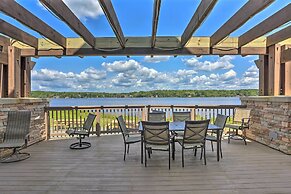 Walk to Arrowhead Lake: Cabin w/ Private Hot Tub!