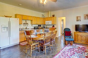 Fallbrook Vacation Rental: 3 Mi to Wineries!