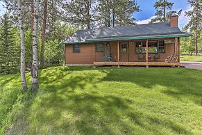 Family Cabin w/ Hot Tub + Patio - 9 Mi to Deadwood