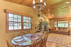 Lead Cabin ~ 9 Mi to Deadwood: Hot Tub + Patio!
