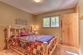 Lead Cabin ~ 9 Mi to Deadwood: Hot Tub + Patio!