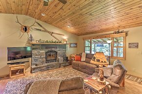 Lead Cabin ~ 9 Mi to Deadwood: Hot Tub + Patio!