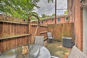 Charlotte Condo w/ Patio: 4 Mi to Downtown!