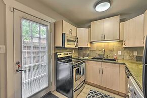 Charlotte Condo w/ Patio: 4 Mi to Downtown!