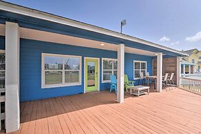 Deck & Grill: Walkable Crystal Beach House!