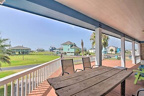Deck & Grill: Walkable Crystal Beach House!