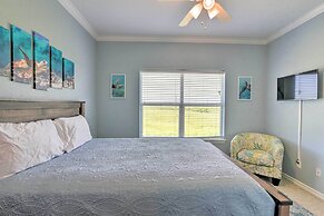 Deck & Grill: Walkable Crystal Beach House!