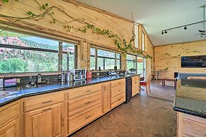 Direct Hiking Access: Riverfront Dolores Home!