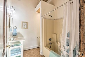 Pet-friendly Retreat on a Horse Breeding Farm!