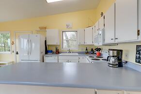 Family Friendly Mears Cottage - Walk to the Beach!