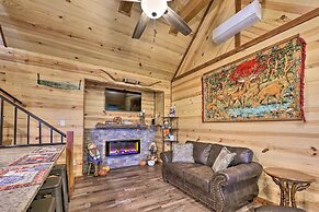 3 Mi to Lake Hamilton: 'tree Top Cabin'