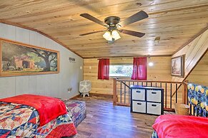 3 Mi to Lake Hamilton: 'tree Top Cabin'