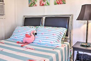 Flirty Flamingo' Studio: 1 Mi to Canyon Lake