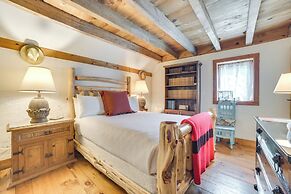 Peaceful Farmhouse w/ Fire Pit: Near Town & Lake!