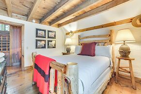 Peaceful Farmhouse w/ Fire Pit: Near Town & Lake!