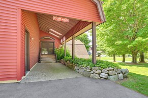 Peaceful Farmhouse w/ Fire Pit: Near Town & Lake!