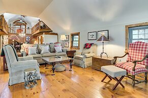 Peaceful Farmhouse w/ Fire Pit: Near Town & Lake!