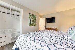 Bellaire Ski Condo: 1 Mi to Summit Mountain!