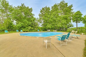 Bellaire Ski Condo: 1 Mi to Summit Mountain!