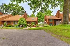 Bellaire Ski Condo: 1 Mi to Summit Mountain!