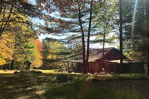 Cozy Cabin in the Woods By Ashokan Reservoir