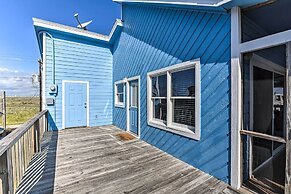 Freeport Home w/ Boat Dock < 2 Mi to Beach!