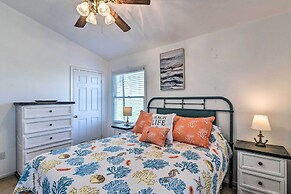 Freeport Home w/ Boat Dock < 2 Mi to Beach!