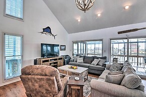Freeport Home w/ Boat Dock < 2 Mi to Beach!