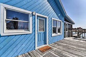 Freeport Home w/ Boat Dock < 2 Mi to Beach!