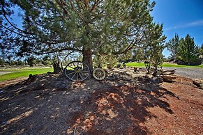 Dog-friendly Ranch Cottage w/ Yard ~ 13 Mi to Bend
