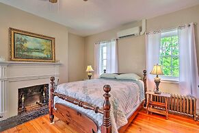 Historic 'hammond House' w/ Wine Country View!