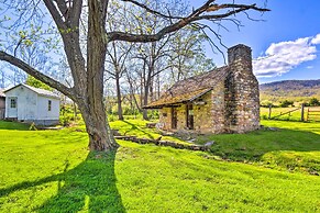 Historic 'hammond House' w/ Wine Country View!